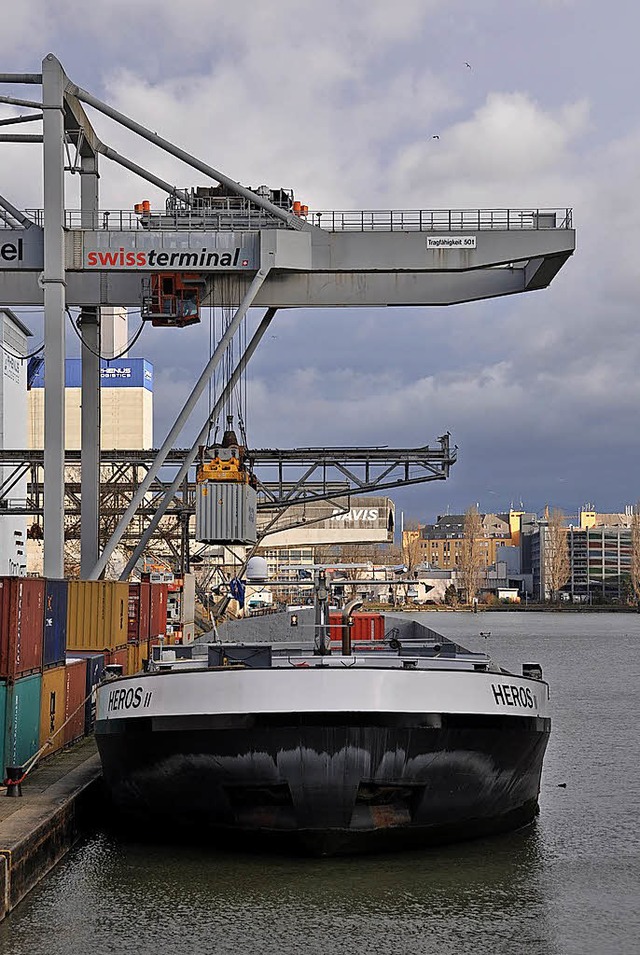 Basel profitiert vom Boom der Containerschifffahrt.   | Foto: gra
