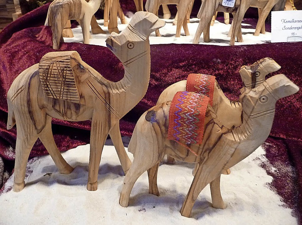 Kamele sind besonders beliebt bei der Freiburger Kundschaft.  | Foto: Katja Russhardt