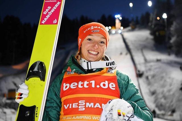 Deutsche Skispringerinnen stark in Hinterzarten