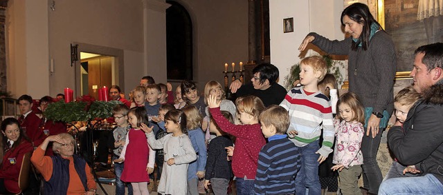 Mit viel Freude waren die Kleinen aus ...ssingen des Musikvereins Istein dabei.  | Foto: Reinhard Cremer