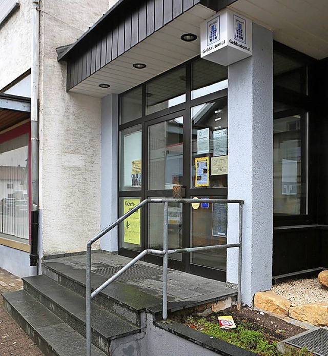 Knftig soll es keinen  Bankautomaten der Volksbank mehr geben.   | Foto: C. Breithaupt