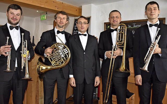 Das Brass Quintett aus Kiew (von links...ne), Alexander Schewtschuk (Trompete)   | Foto: Thomas Biniossek