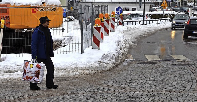 Der Gehweg an der Ecke Todtmooser Stra...gentmergesellschaft darauf geeinigt.   | Foto: Sebastian Barthmes