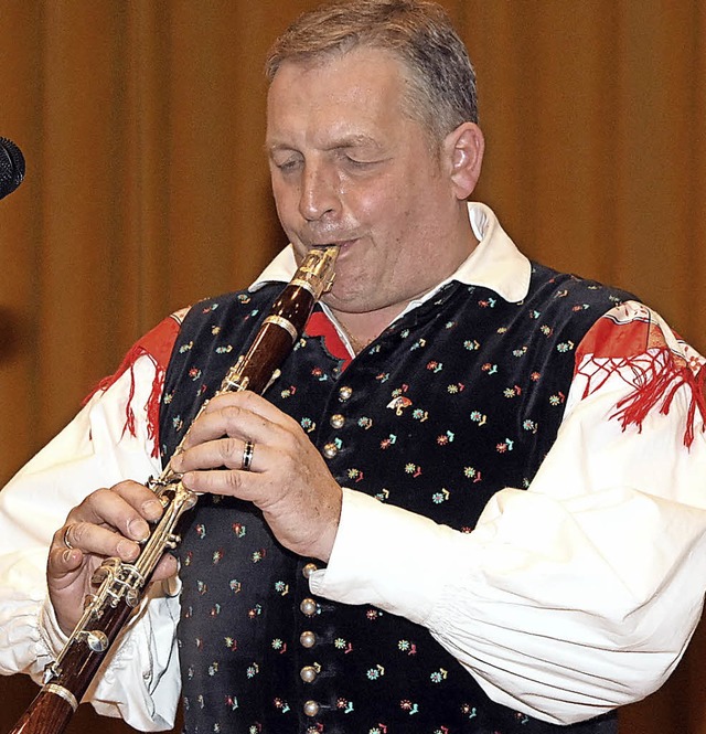 Rolf Riedlinger begeisterte mit dem Hirtenlied.  | Foto: Stefan Pichler