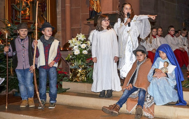 In Forchheim begeisterten die Kommunio...&#8222;Leuchte, kleiner Stern&#8220;.   | Foto: Roland Vitt