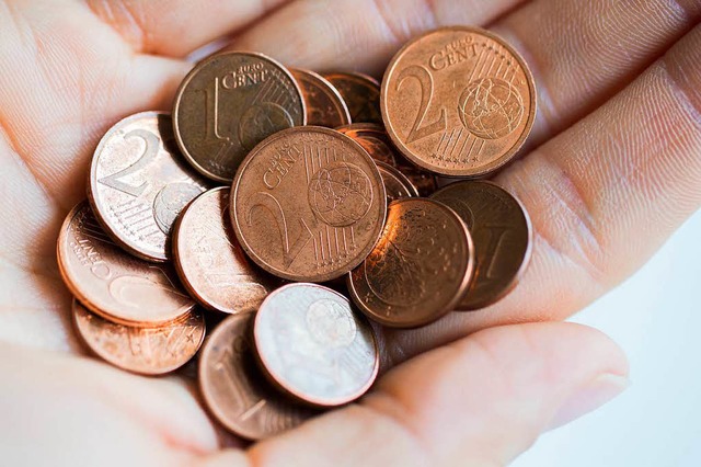 Fr eine Handvoll Cent: Eine Rentenkas...ng in Hhe von 20 Cent zu informieren.  | Foto: dpa