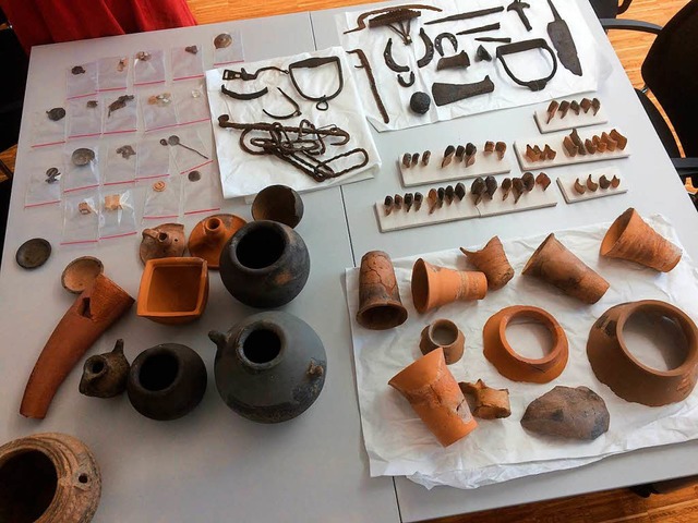 Die Funde von der Ruine Ltzelhardt sollen in Seelbach ausgestellt werden.  | Foto: privat