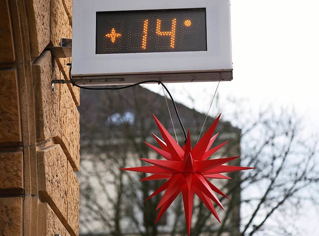 14 Grad zeigt ein Thermometer an Silve... hat’s aber wohl nicht gereicht. | Foto: dpa 14 Grad zeigt ein Thermometer an Silve... hat’s aber wohl nicht gereicht. | Foto: dpa