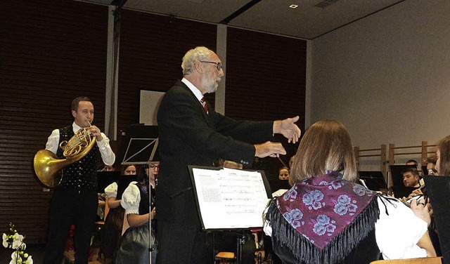 Ein niveauvolles Jahreskonzert gab die...dem Horn-Solisten Matthias Hasenauer.   | Foto: Eberhard Gross