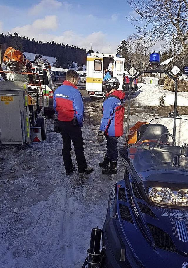 Die Ortsgruppe Todtmoos der Bergwacht musste am Neujahrstag in Bernau helfen.  | Foto: Bergwacht