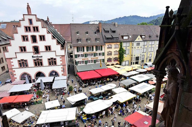 Der Freiburger Mnstermarkt, hier von ...nstaltungen auf dem Platz stattfinden.  | Foto: Thomas Kunz