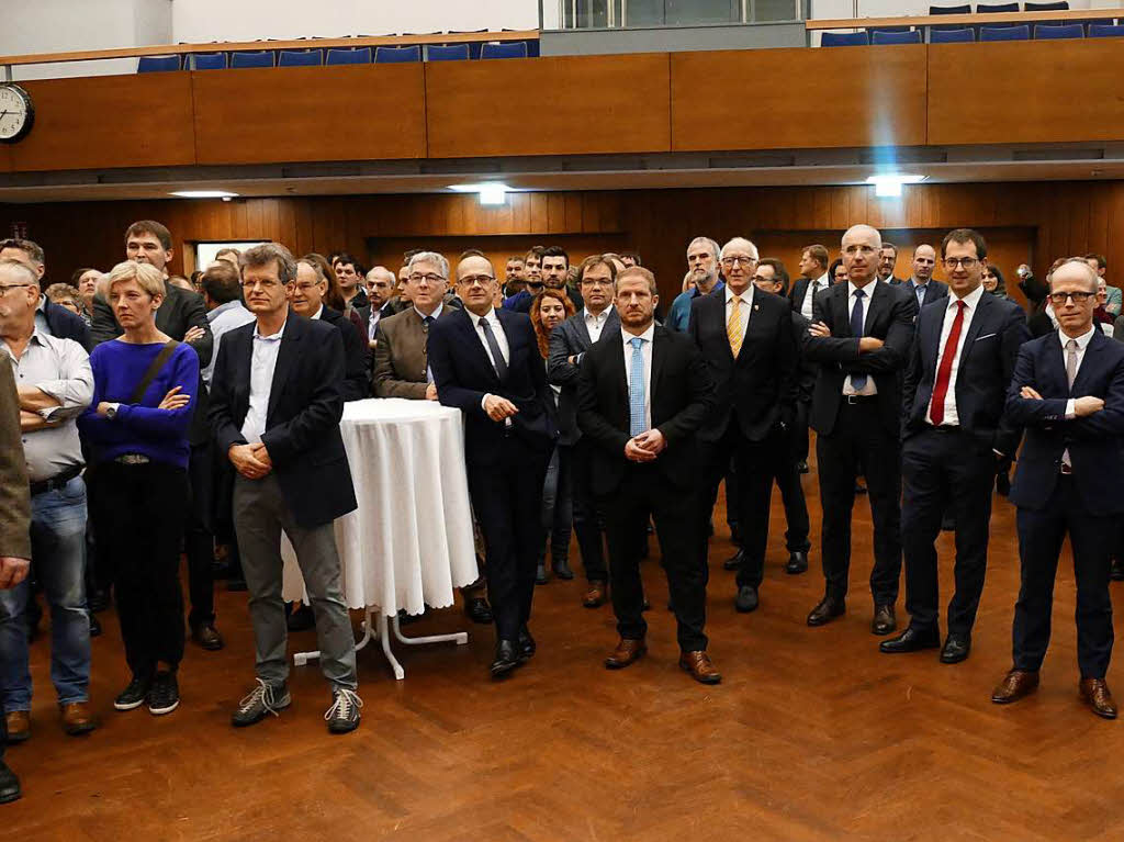 Gut gelaunt begrten die Brgerinnen und Brger der Gemeinde Kirchzarten im Kurhaus das neue Jahr.