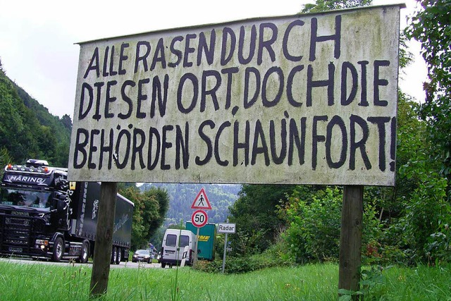Brgerprotest richtet sich in Falkenst...Ortsdurchfahrt der Gemeinde<ppp></ppp>  | Foto: Simone Hhl