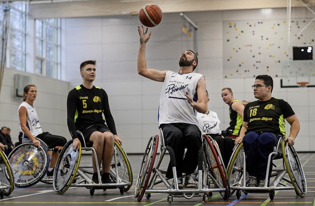 Die Breisgau Baskets bei einem Spiel im vergangenen Jahr   | Foto: Patrick Seeger/dpa