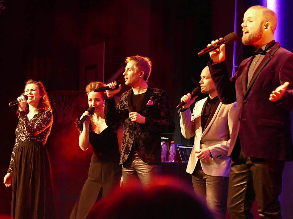 Musikalisch perfekter Jahresauftakt in Staufen: Mit dem schwedischen Quintett The Real Group prsentierte sich in der ausverkauften Belchenhalle eines der weltweit fhrenden A-capella-Ensembles mit einem umjubelten Auftritt.