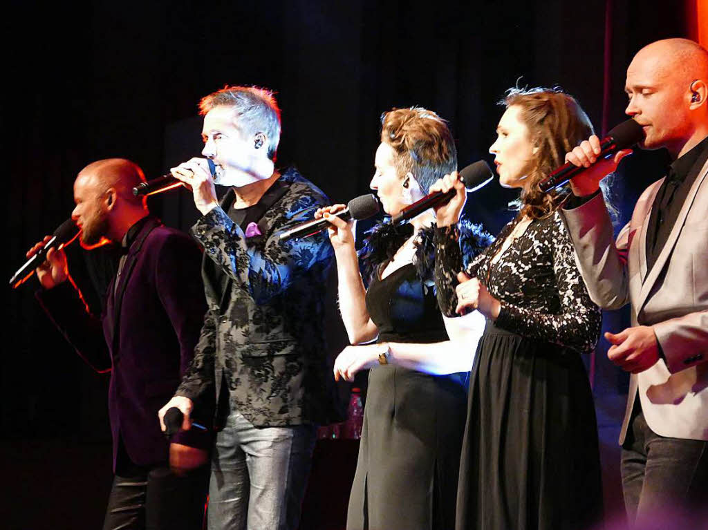 Musikalisch perfekter Jahresauftakt in Staufen: Mit dem schwedischen Quintett The Real Group prsentierte sich in der ausverkauften Belchenhalle eines der weltweit fhrenden A-capella-Ensembles mit einem umjubelten Auftritt.