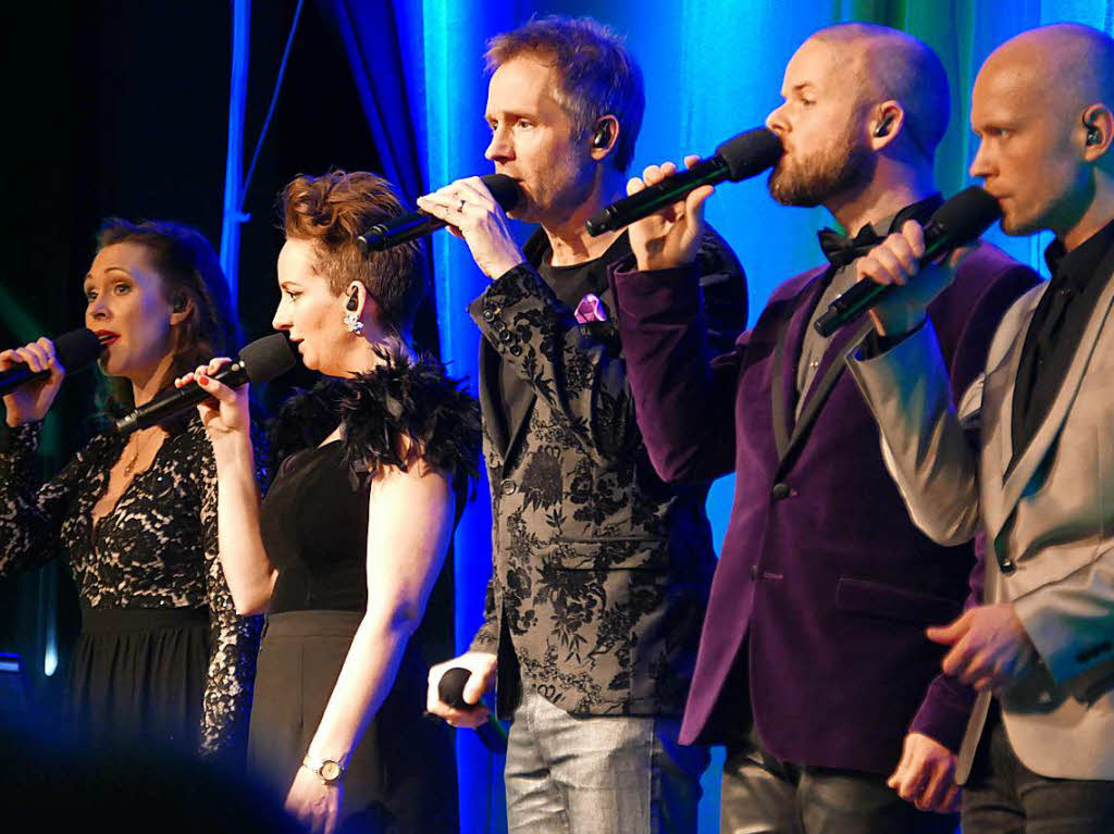 Musikalisch perfekter Jahresauftakt in Staufen: Mit dem schwedischen Quintett The Real Group prsentierte sich in der ausverkauften Belchenhalle eines der weltweit fhrenden A-capella-Ensembles mit einem umjubelten Auftritt.