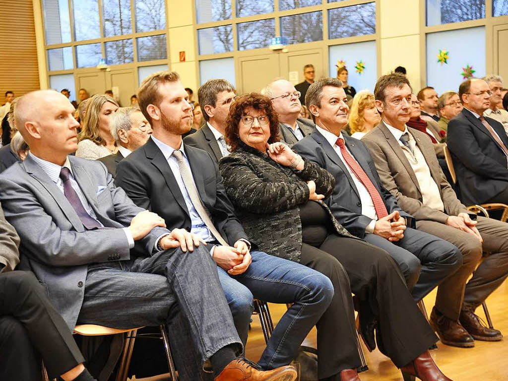 Im Rahmen des Neujahrsempfangs der Gemeinde Hartheim am Rhein wurde der neue Brgermeister Stefan Ostermaier in der bervollen Seltenbachhalle in Feldkirch offiziell ins Amt eingefhrt.