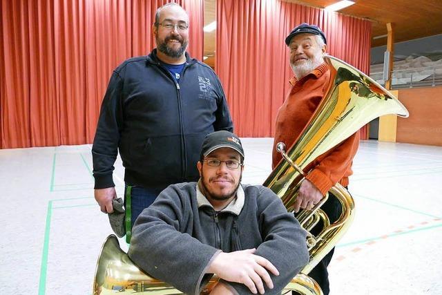 Drei Generationen einer Familie spielen beim Musikverein Brombach