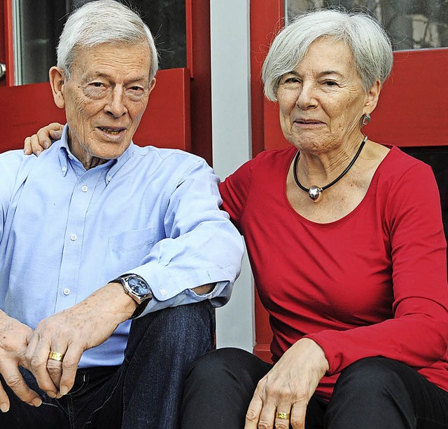 Schon lange nicht mehr fremd im Wiesen...nhard Wilhelmi und seine Frau Martha.   | Foto: Robert Bergmann