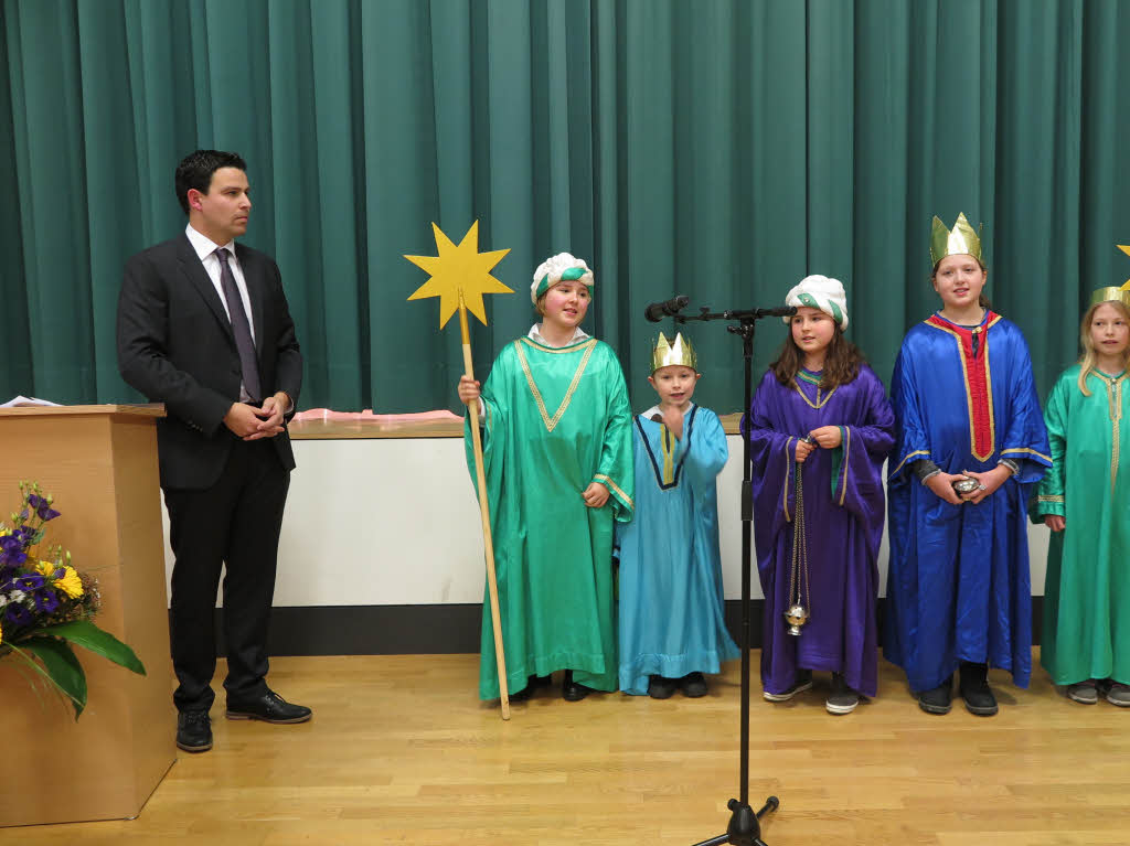 Im Rahmen des Neujahrsempfangs der Gemeinde Hartheim am Rhein wurde der neue Brgermeister Stefan Ostermaier in der bervollen Seltenbachhalle in Feldkirch offiziell ins Amt eingefhrt.