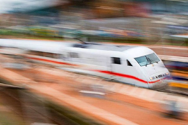 So schnell wie der ICE nach Basel raus...ch dem Halt in Freiburg auch vergeben.  | Foto: dpa