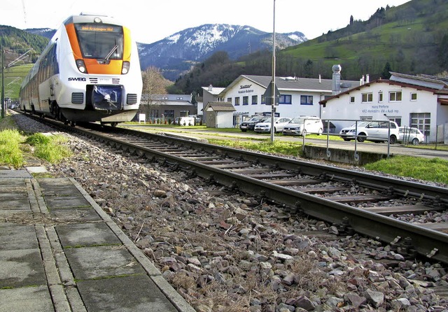 Nicht nur die Landstraen L123 und L13...serverkabelung ins Mnstertal dienen.   | Foto: Manfred Lange