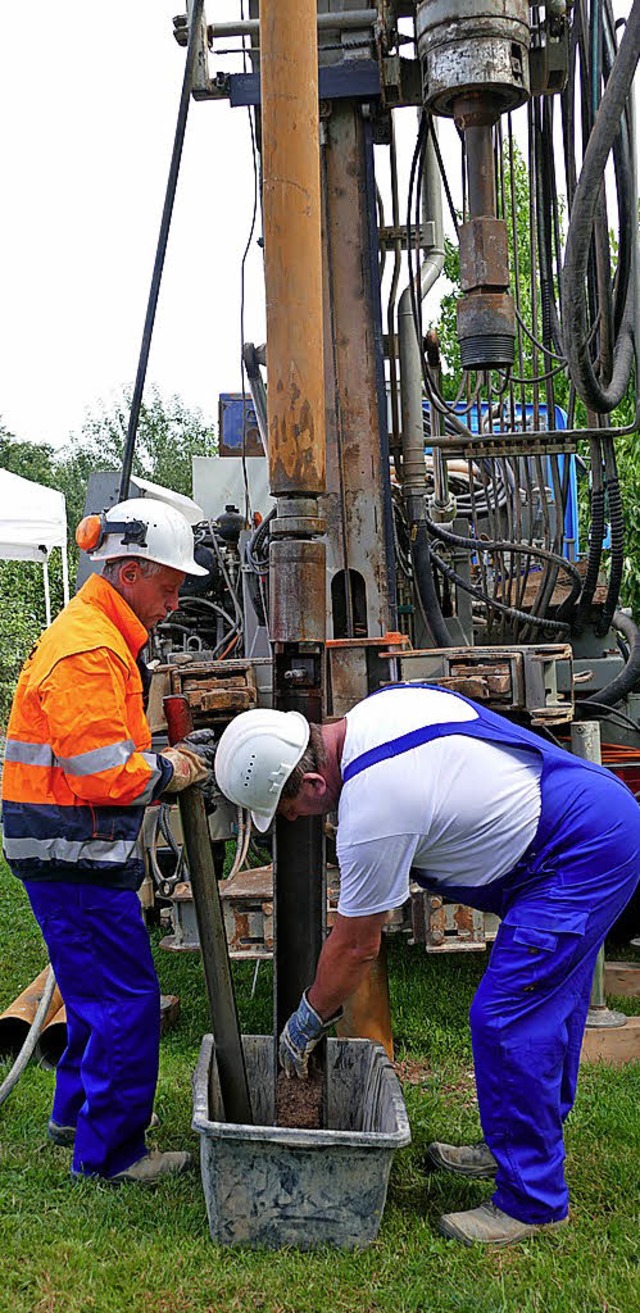 60 Bohrungen sollen Aufschluss ber de...en, in dem der Tunnel verlaufen wird.   | Foto: hsl