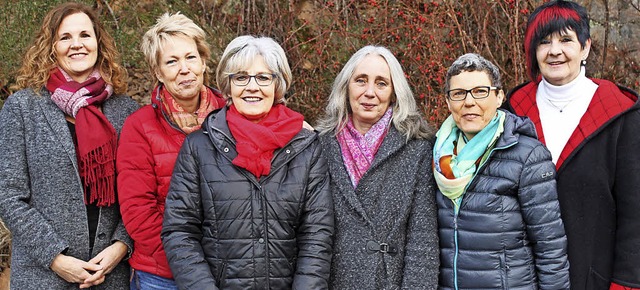Ruth Alex, Monika Kaiser, Gertrud Flum...cheninternat des Kollegs St. Blasien.   | Foto: Cornelia Liebwein