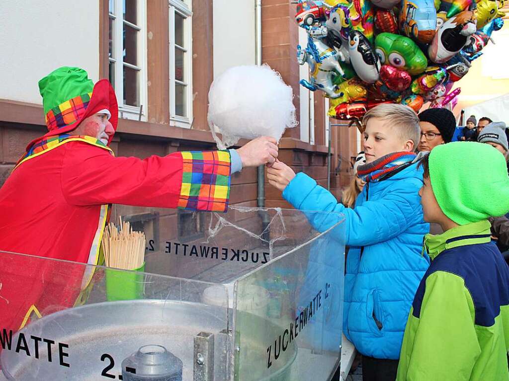 Schrg und bunt: Impressionen vom Guggen-Open-Air in Schopfheim