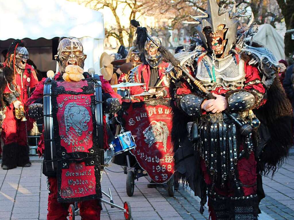 Schrg und bunt: Impressionen vom Guggen-Open-Air in Schopfheim