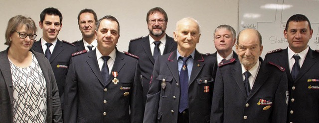 Fr Stadtkommandant Nicolo Bibbo (rech...wurden am Samstagabend ausgezeichnet.   | Foto: Jrn Kerckhoff