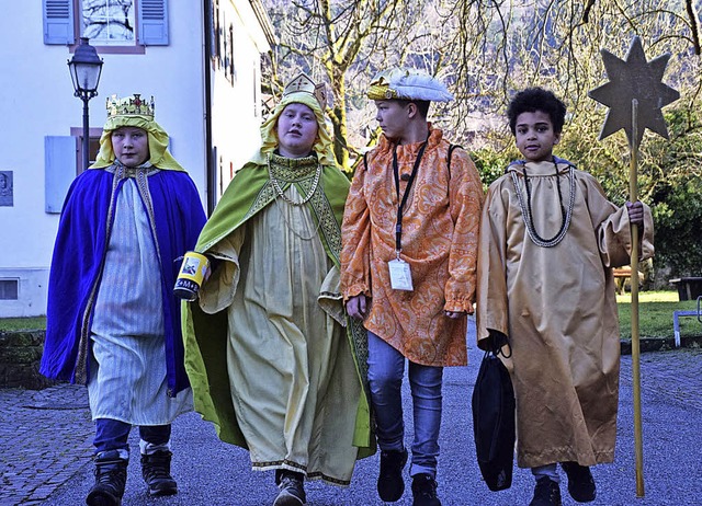 Hoch motiviert waren die Sternsinger i... Sturm und Regen zu schaffen machten.   | Foto: Fotos: Bleyer/privat