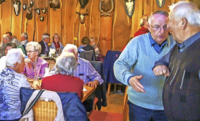 Geselligkeit steht bei den Aktionen de...it Seniorenwerkschef Peter Kunzelmann.  | Foto: Christiane Seifried