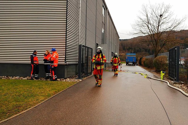 Die Feuerwehr Bad Sckingen musste am ...m Einsatz bei Geiger-Textil ausrcken.  | Foto: Felix Held