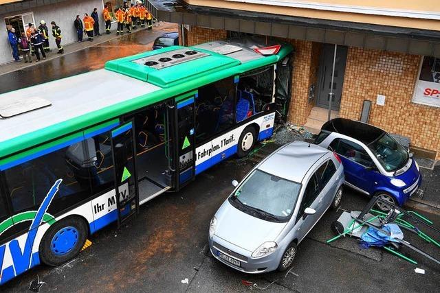 Schulbus-Unfall in Eberbach: Wie konnte es dazu kommen?