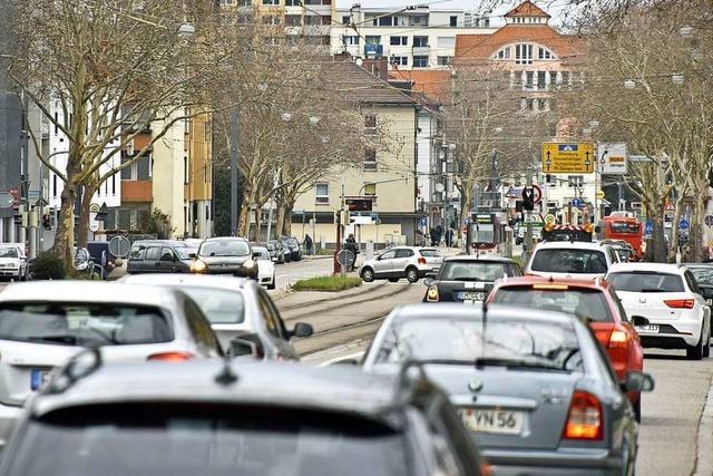 Der Verkehr auf der Zähringer Straße nervt die Anwohner