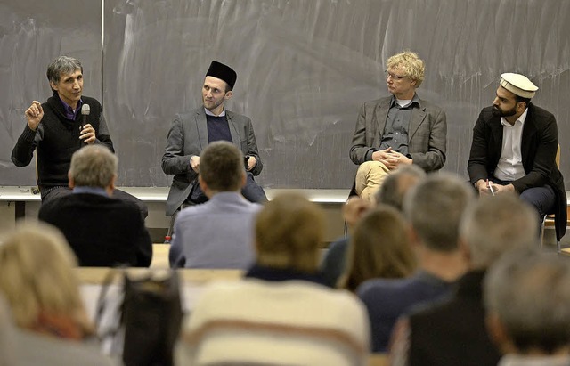 Religion als Thema: Michael Kalff, Ste...rk Oesselmann, Kamal Ahmad (von links)  | Foto: Ingo Schneider