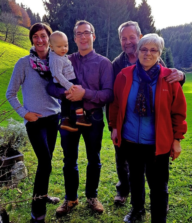 Vielleicht ist Nesthkchen Tom mal der...er Benedikt mit Ehefrau Silvia Eble.    | Foto: (2) Beate Zehnle-Lehmann