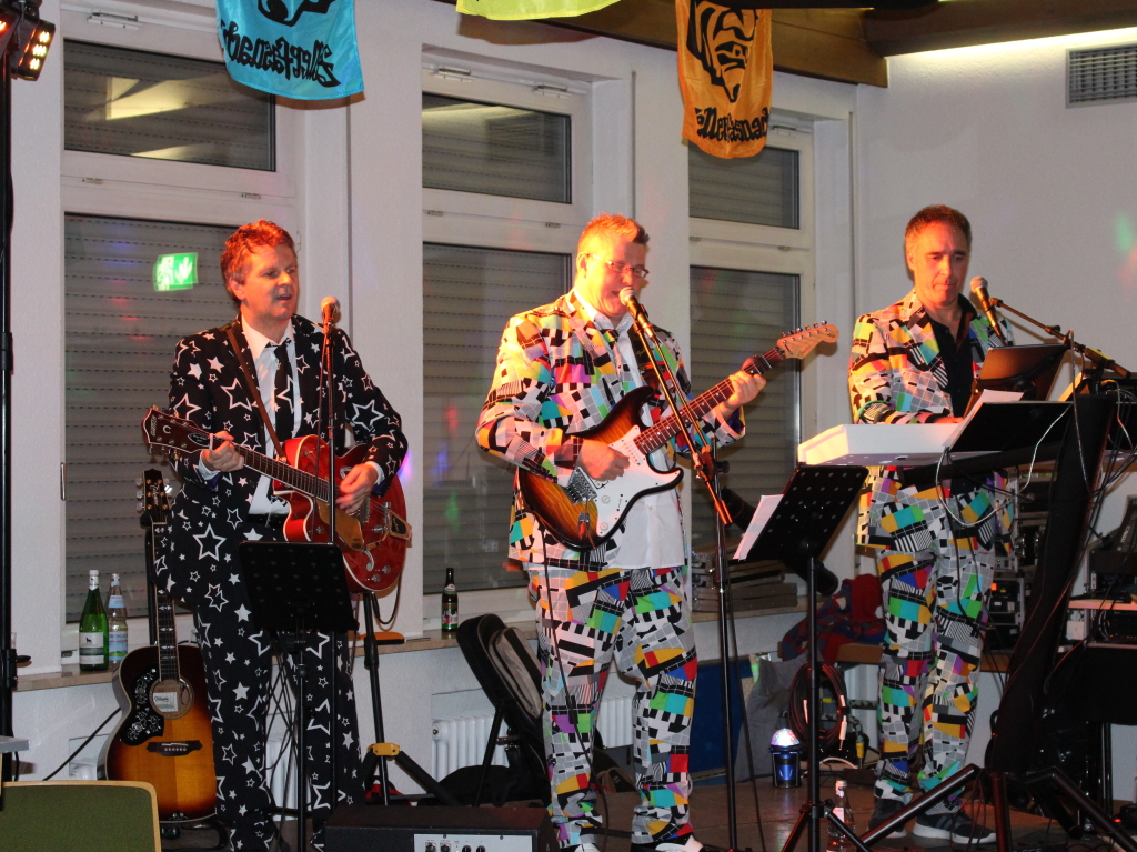 Beim Chappeobe der Vogtei Obertal machte die Band um Alt-Hrus Dieter (links) Stimmung.