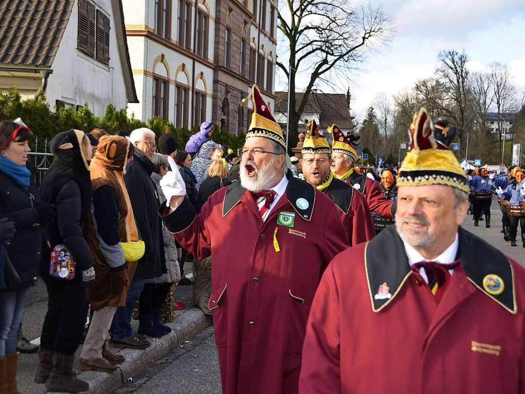 Tausende Hstrger und Tausende Zuschauer beim groen Umzug in Gengenbach