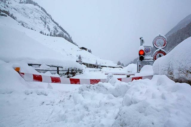 9000 Urlauber in Zermatt eingeschneit