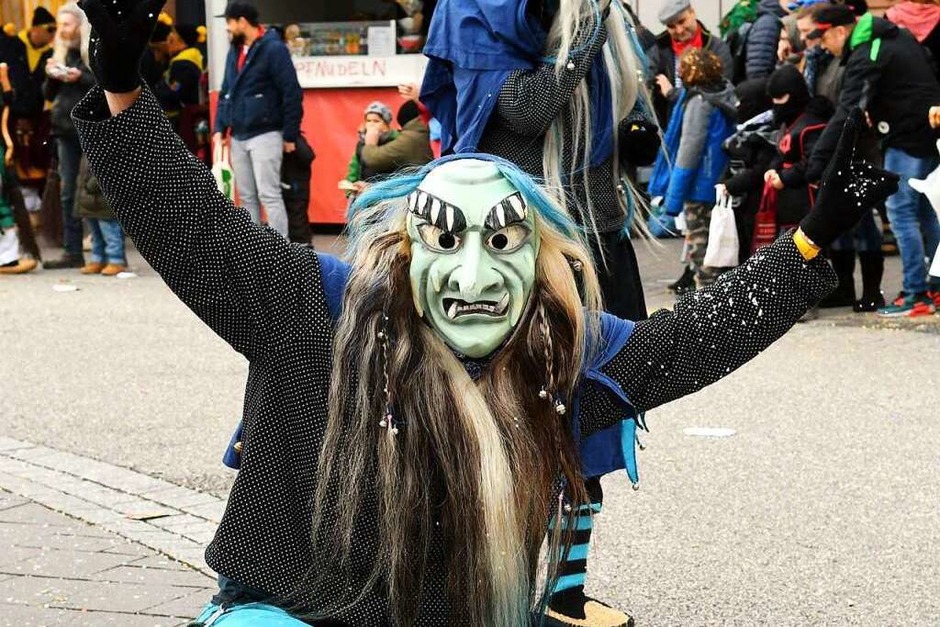 139 Narrengruppen nahmen beim Lahrer Fasnetsumzug am Sonntag teil. (Foto: Wolfgang Künstle) 139 Narrengruppen nahmen beim Lahrer Fasnetsumzug am Sonntag teil. (Foto: Wolfgang Künstle)