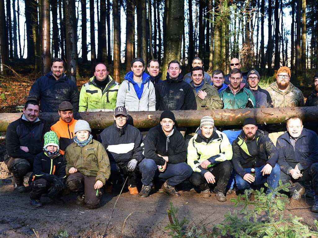 Mit vereinten Krften bereiten die Narrenbaumsteller alles fr das groe Spektakel am kommenden Samstag, 27. Januar, vor, wenn die Narren in Grenzach-Wyhlen die Herrschaft bernehmen.