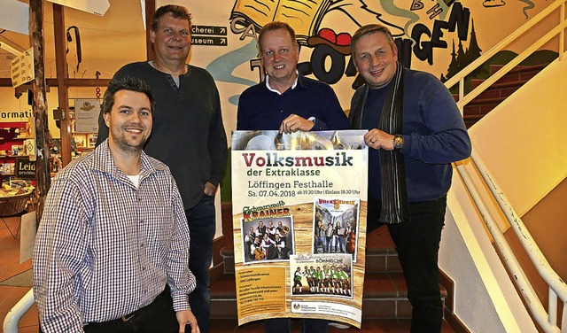 Zur &#8222;Volksmusik der Extraklasse&... und Rolf Riedlinger (von links) ein.   | Foto: Martin Wunderle