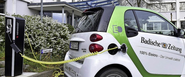 Auf eine E-Tankstelle, wie hier bei de...nndorf noch eine Weile warten mssen.   | Foto: Thomas Kunz