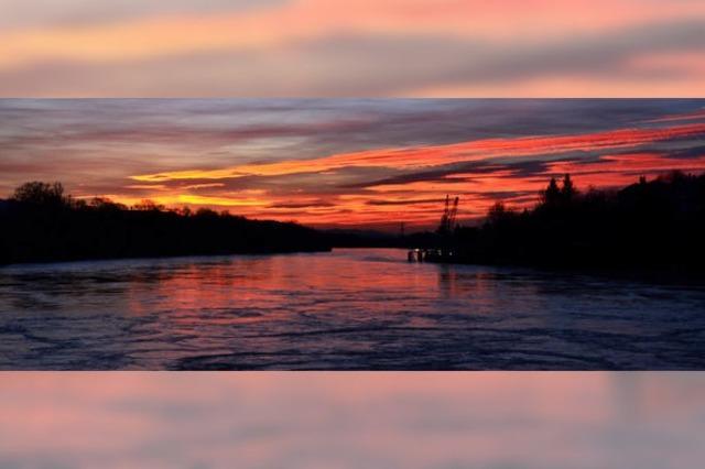 Rhein in Rot