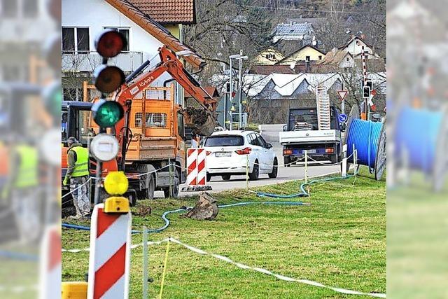 Bahnbergang gesperrt: Verwirrung um Baustelle