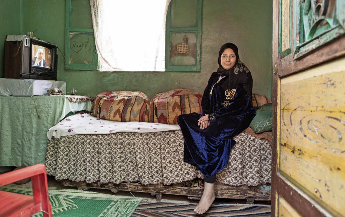 Die Putzfrau und Köchin Samah in ihrem bescheidenen Heim in Kairo   | Foto: Amélie Losier