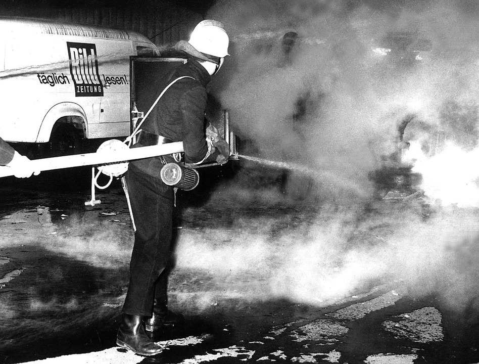 Nach dem Dutschke-Attentat  brannte es...2;Bild&#8220; wurde Hetze vorgeworfen.  | Foto: -